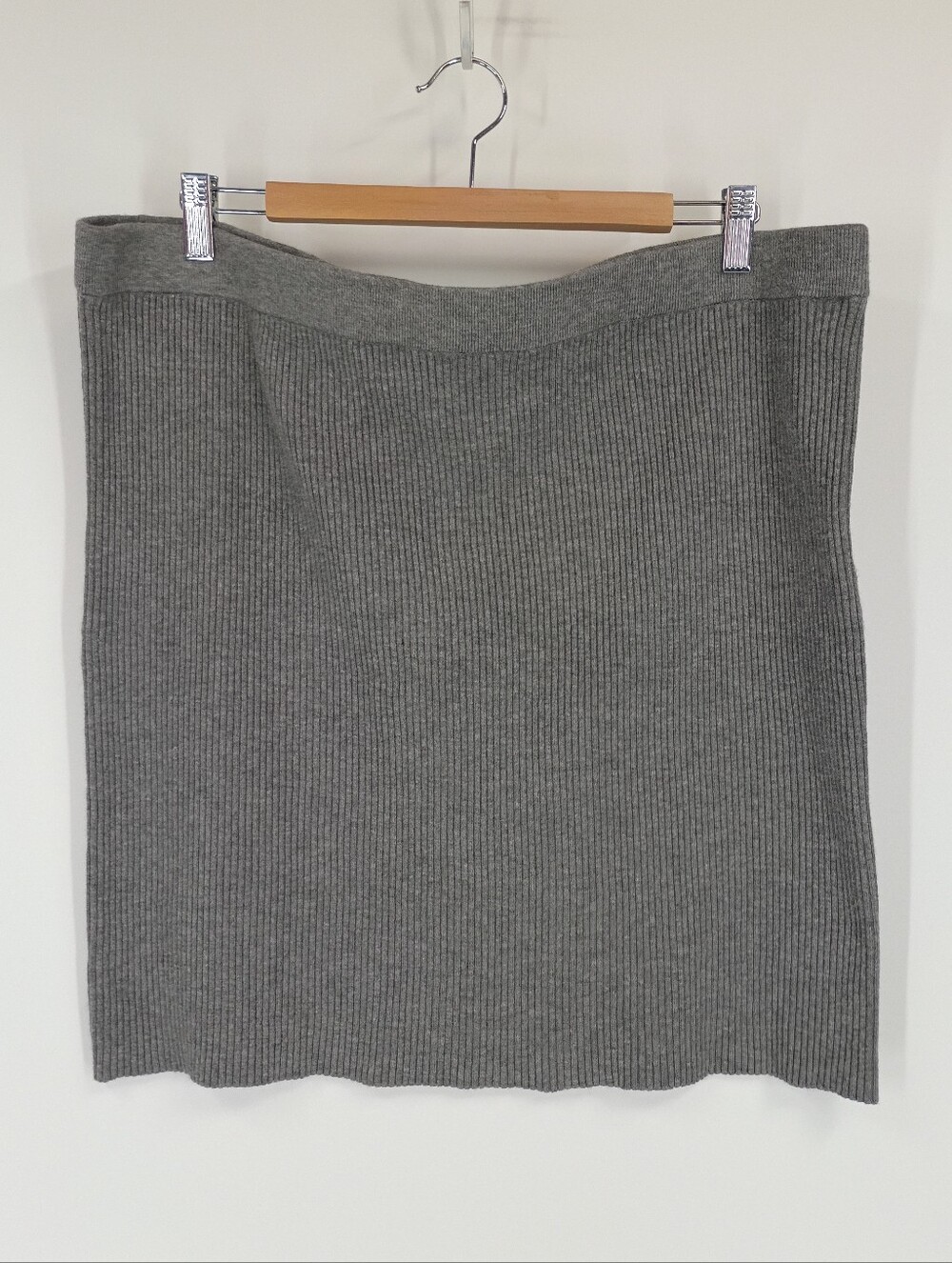 Old Navy Ribbed Stretch Mini Skirt